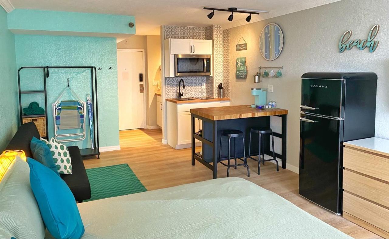 Castaways Resort Studios Daytona Beach Extérieur photo