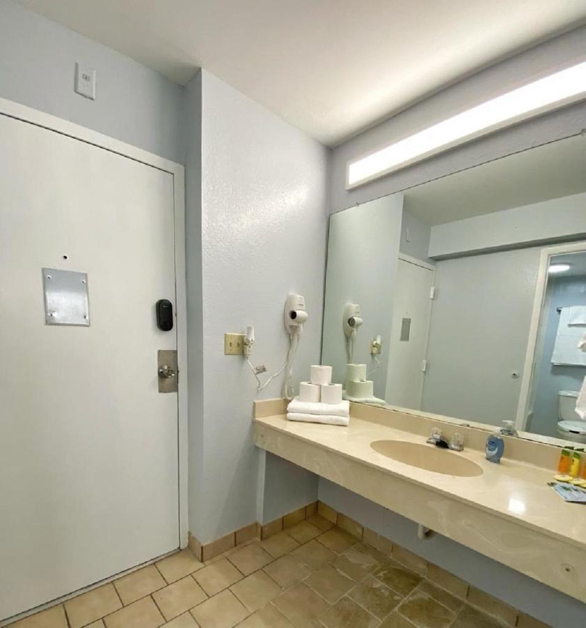 Castaways Resort Studios Daytona Beach Extérieur photo