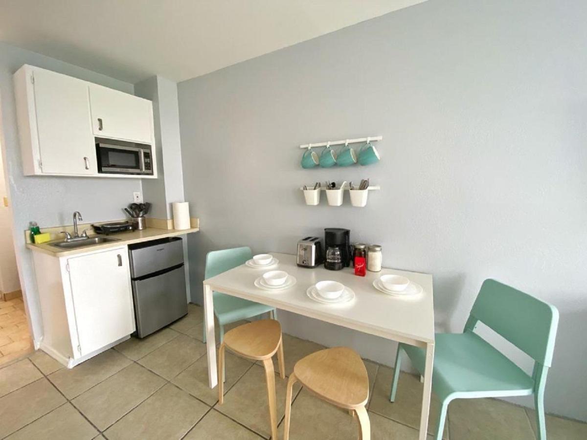 Castaways Resort Studios Daytona Beach Extérieur photo