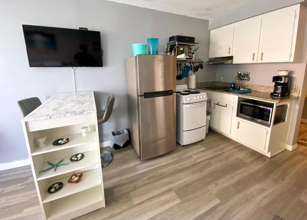 Castaways Resort Studios Daytona Beach Extérieur photo